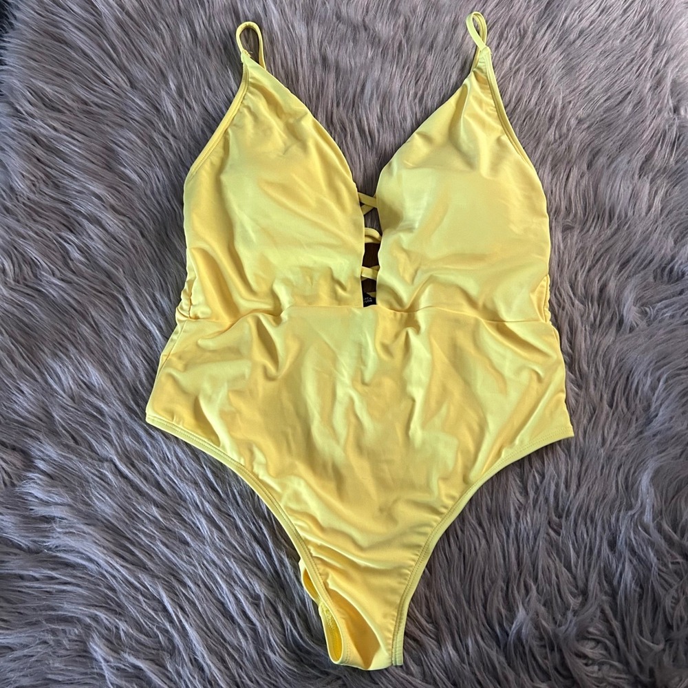 Jessica Simpson One Piece Swimsuit Womens Size XL Yellow Swimwear
